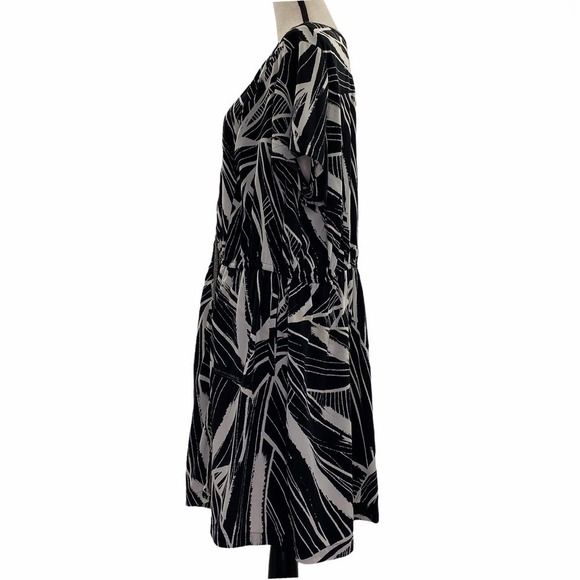 ALFANI Woman Printed Mini Shift Dress Size 24W - Picture 3 of 14